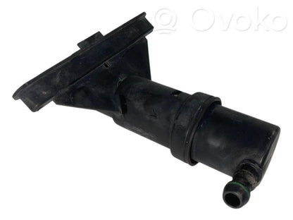 Lukturu mazgātāja sprausla (-as)