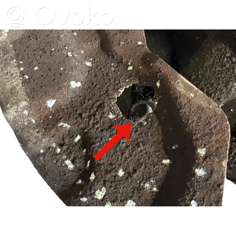 Priekšējā riteņa rumbas vārpstas šarnīrs (stupica, capfa)