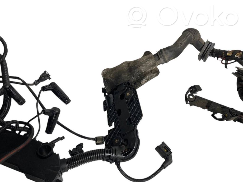 Dzinēja vadu instalācija