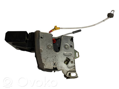 Aizmugurē slēdzene