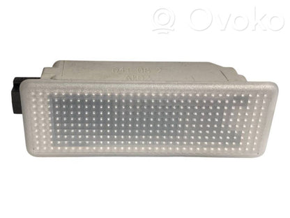 Cita veida salona apgaismojums