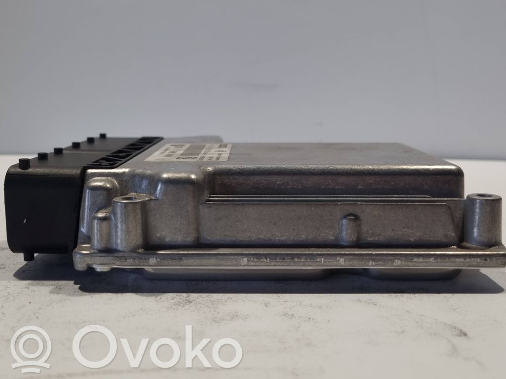 Dzinēja vadības bloks