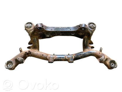 Pusrāmis aizmugurējais / priekšējais