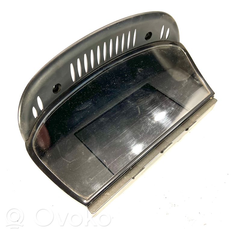 Ekrāns / displejs / mazais ekrāns