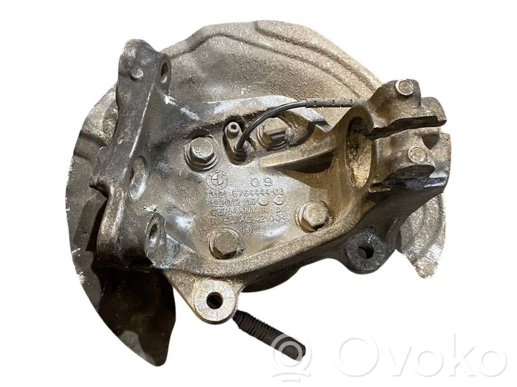 Priekšējā riteņa rumbas vārpstas šarnīrs (stupica, capfa)