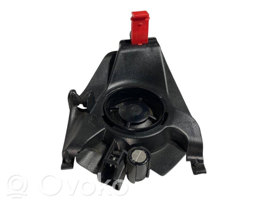 Skaļrunis (-i) priekšējās durvīs