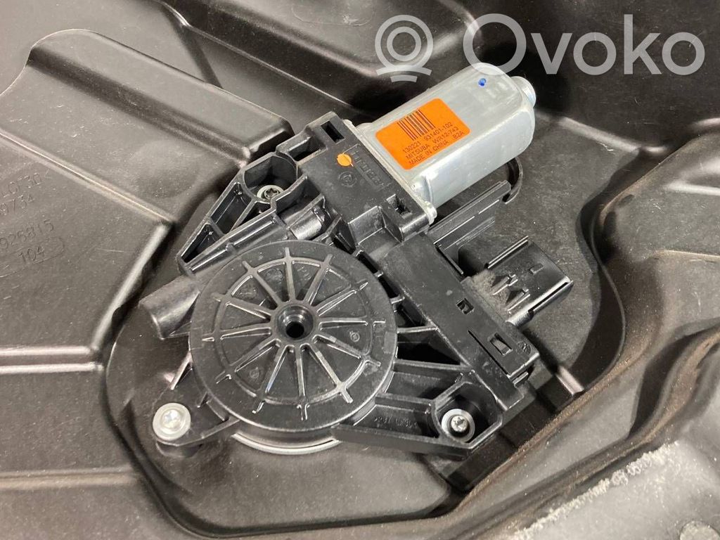 Priekšpusē elektriskā loga pacelšanas mehānisma komplekts