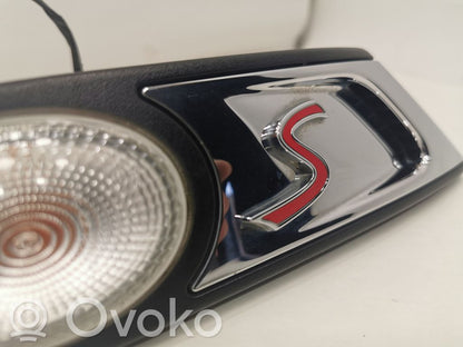 Spārna pagrieziena lukturis