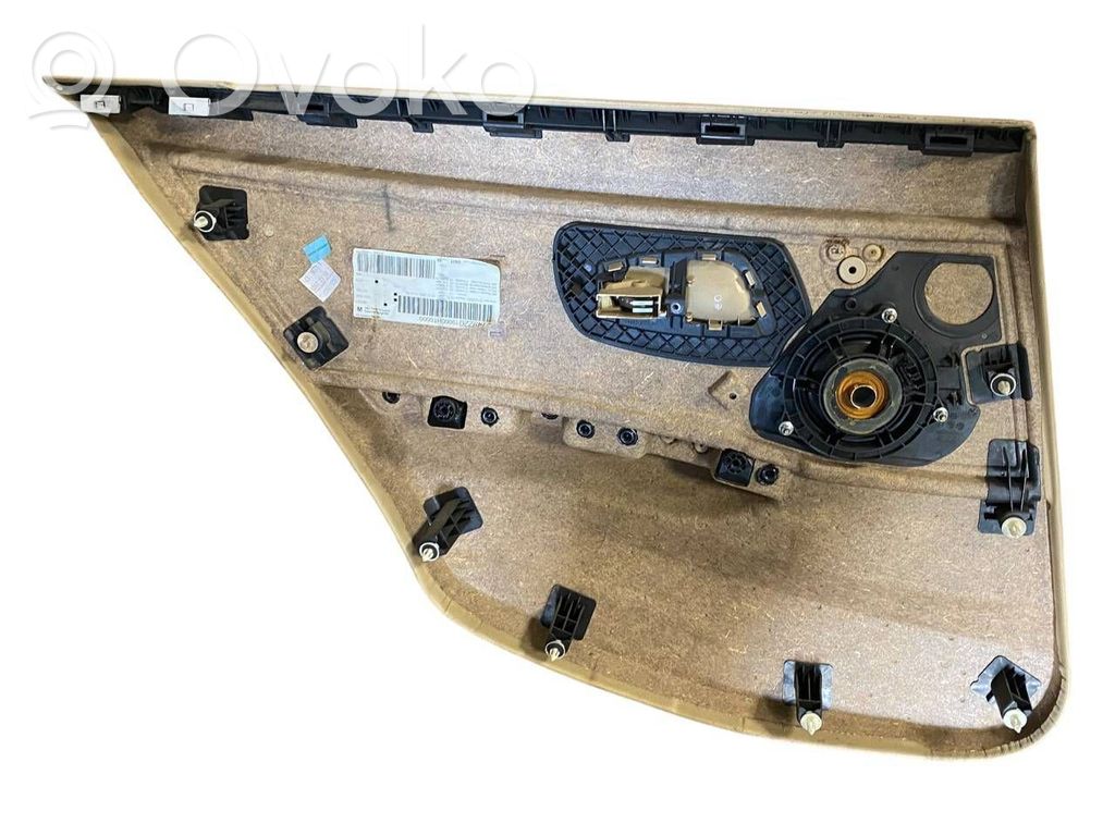 Salona daļu komplekts