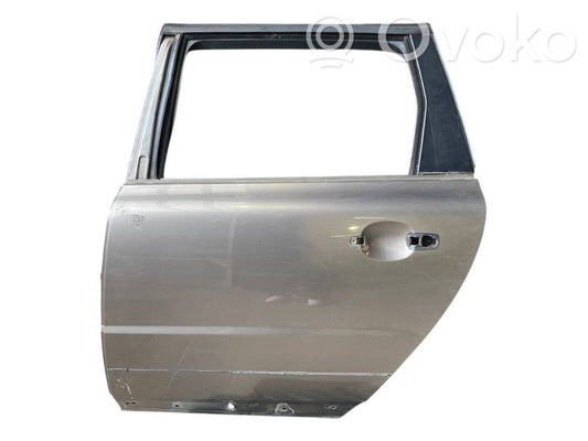 Aizmugurējās durvis