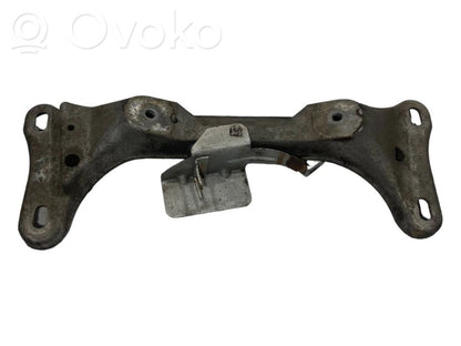 Кронштейн крепления трансмиссии