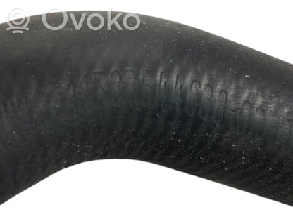 Caurulīte (-es) / šļūtene (-es)