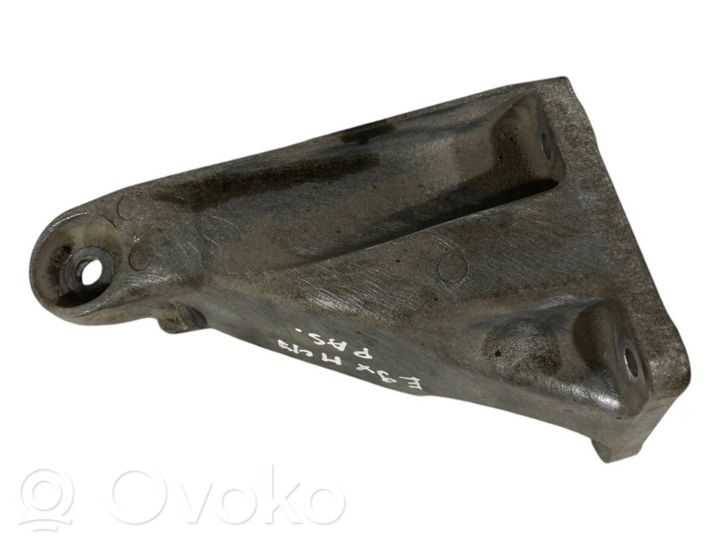 Dzinēja nostiprināšanas stiprinājums-kronšteins