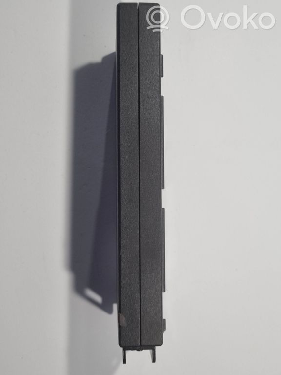 Tālruņa vadības bloks