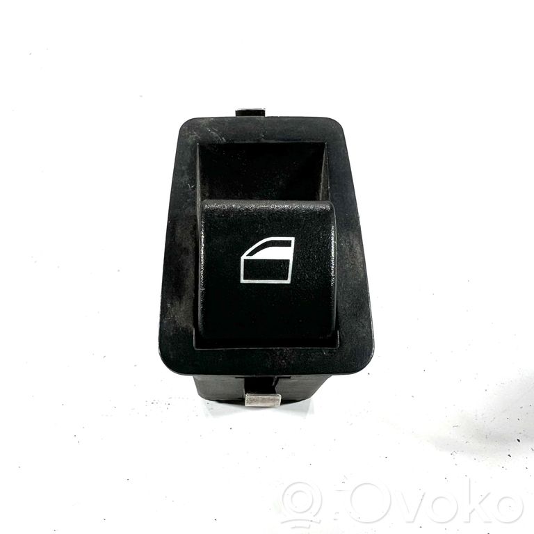 Elektrisko logu slēdzis