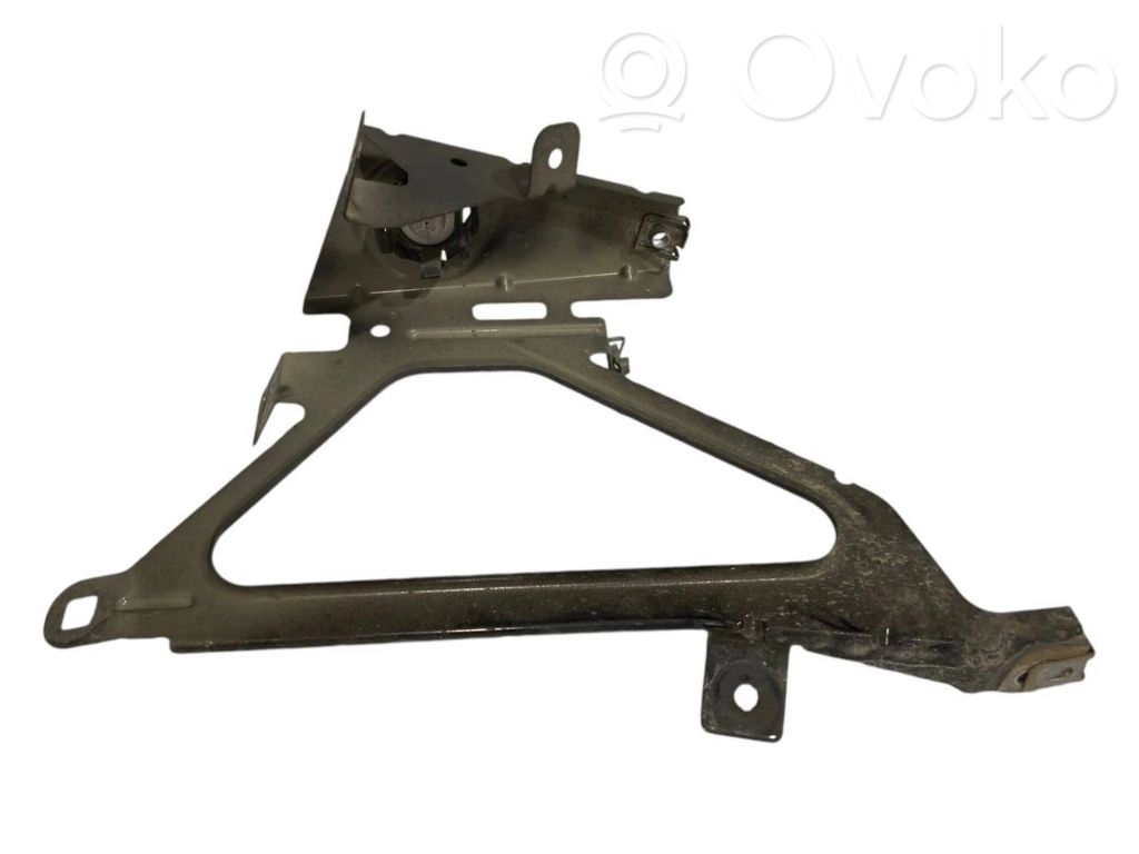 Spārna stiprinājums