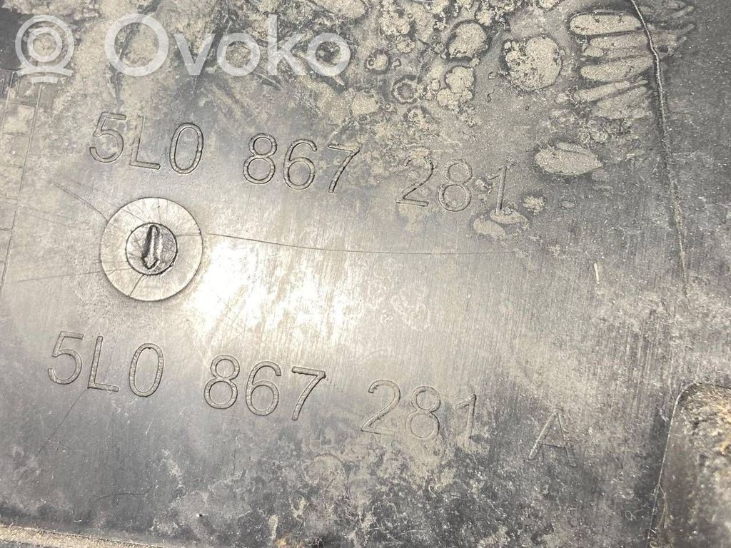 (B) statņa dekoratīvā apdare (apakšdaļa)