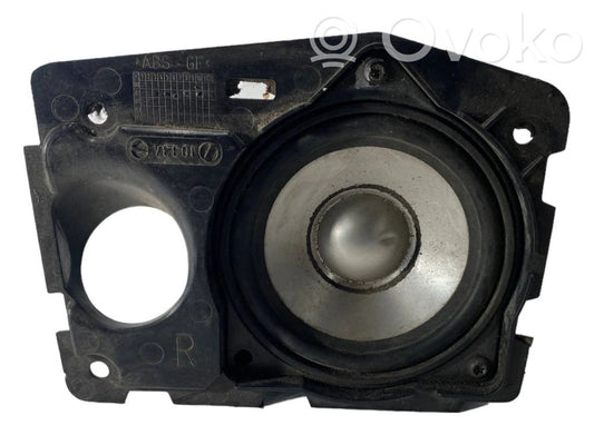 Skaļrunis (-i) priekšējās durvīs