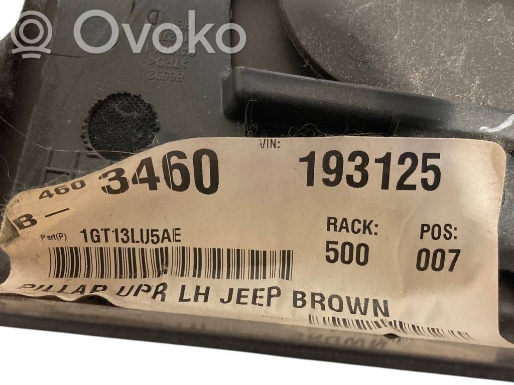 (B) statņa dekoratīvā apdare (augšdaļa)