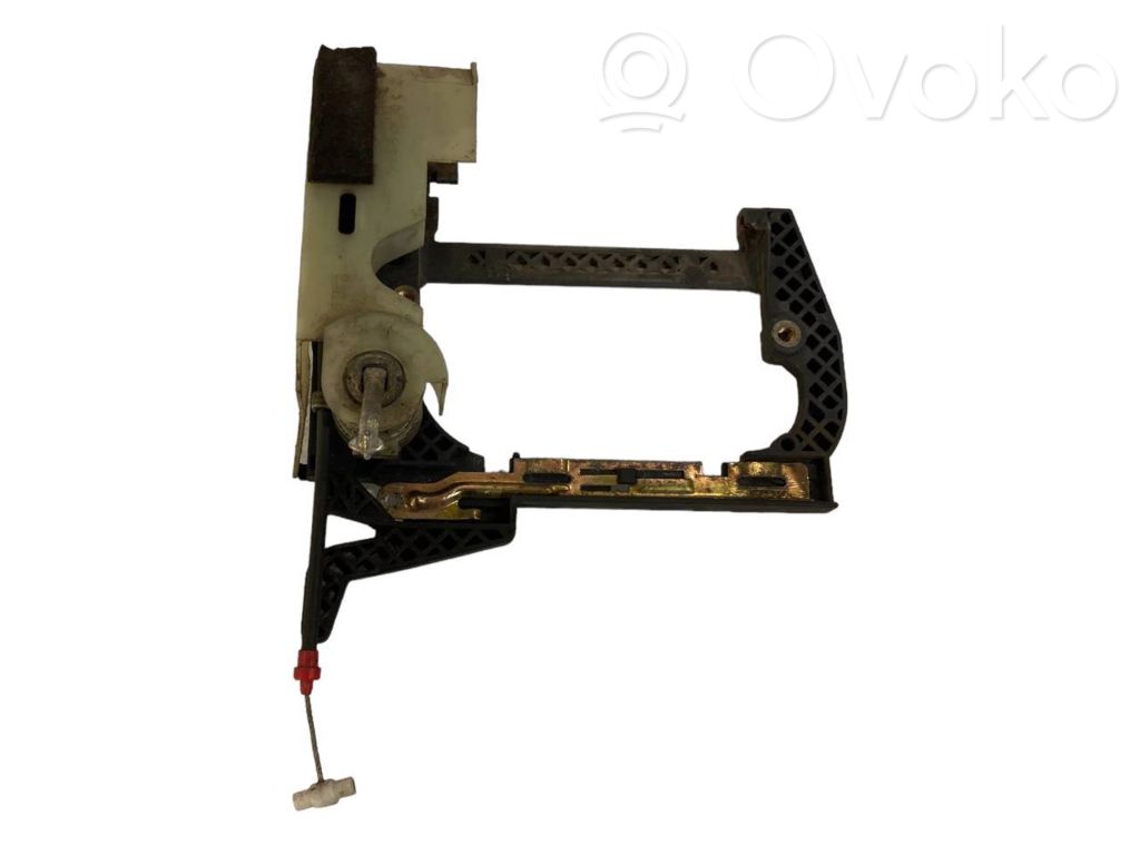 Holder/bracket for external opening handle at the front