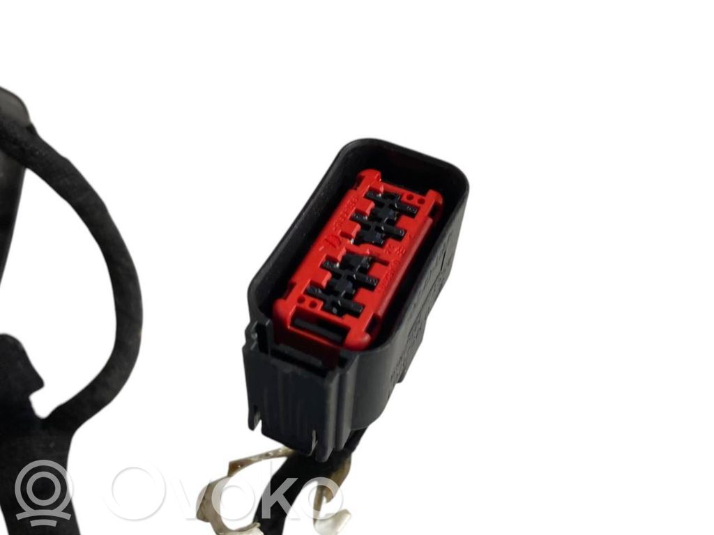 Динамик(и) в передней двери