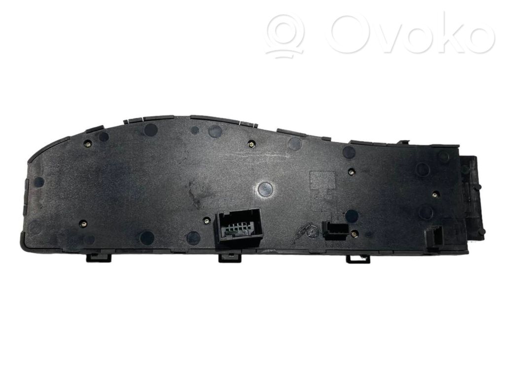 Sēdekļu regulēšanas slēdzis (-i)