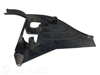 Kāju zonas sānu dekoratīvā apdare