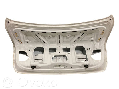 Aizmugurējais pārsegs (bagāžnieks)