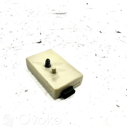 Antenna amplifier