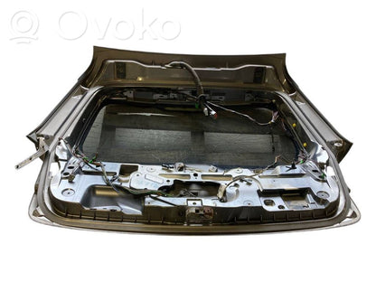 Aizmugurējais pārsegs (bagāžnieks)