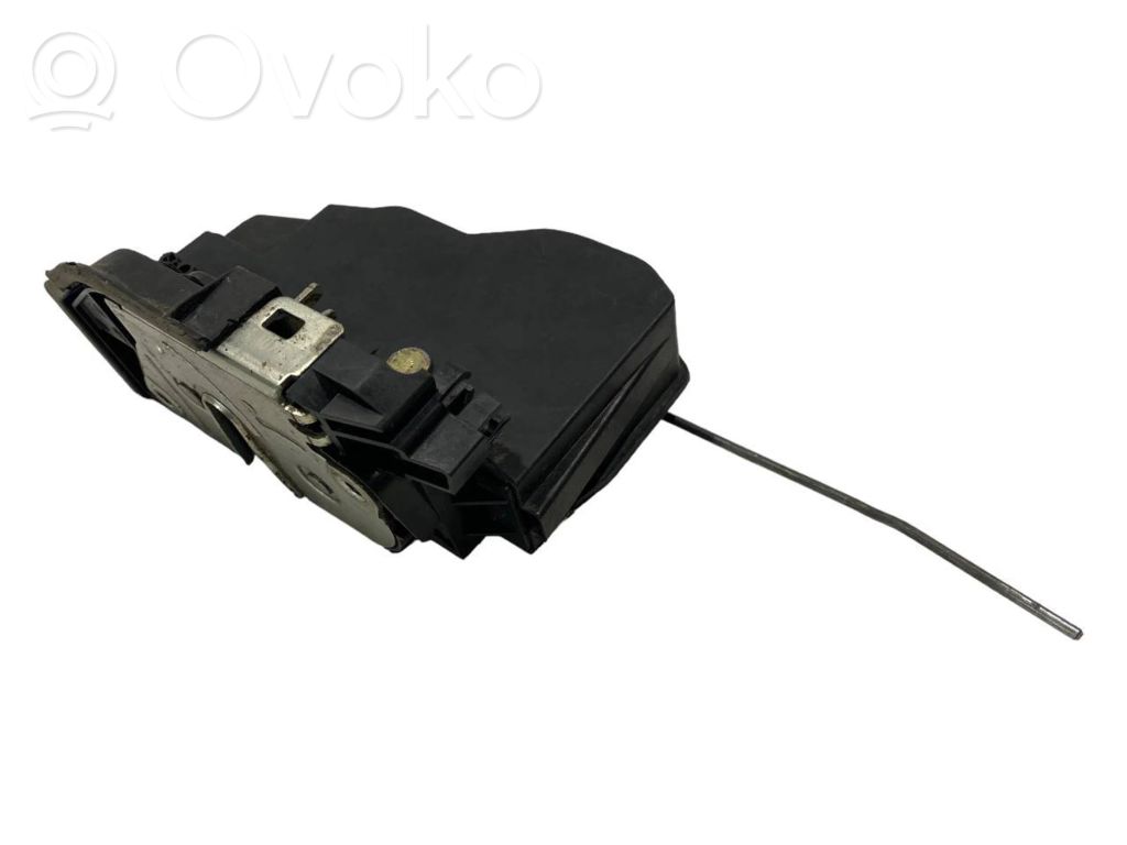 Aizmugurē slēdzene