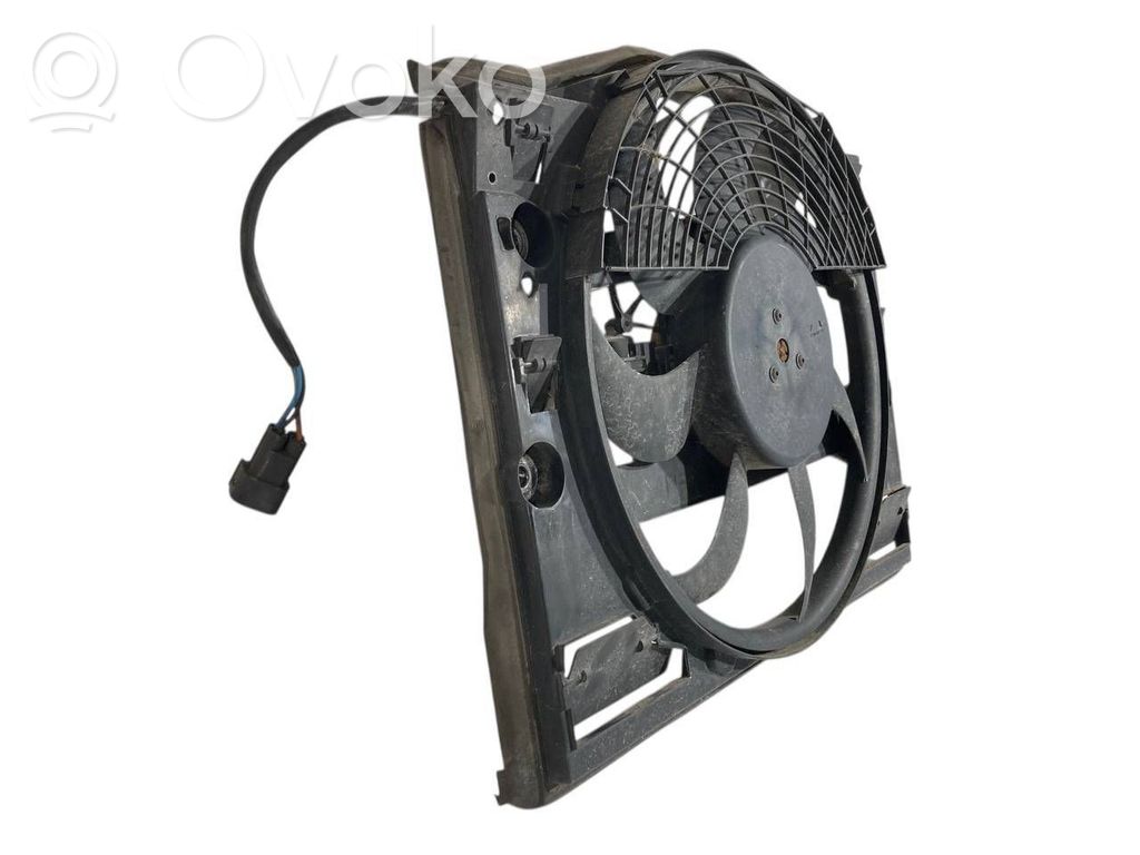 Elektrisks radiatoru ventilators