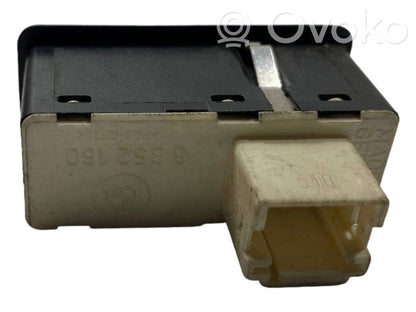 Seat adjustment switch(es)