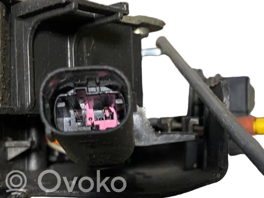 Front lock