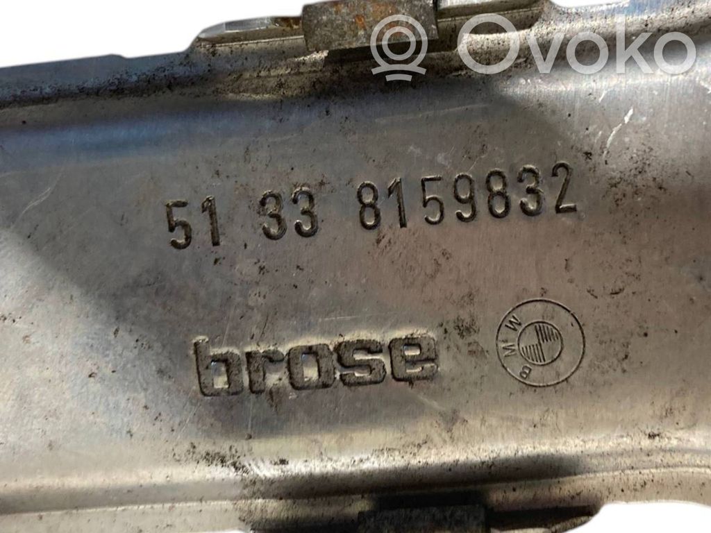 Priekšpusē elektriskā loga pacelšanas mehānisma komplekts