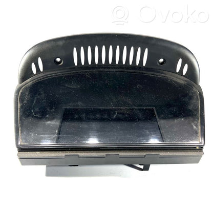 Ekrāns / displejs / mazais ekrāns