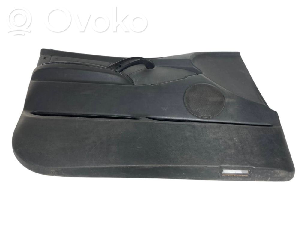 Priekšējo durvju apdare