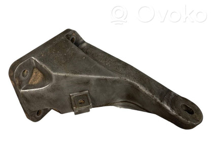 Dzinēja nostiprināšanas stiprinājums-kronšteins