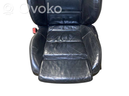 Sēdekļu komplekts