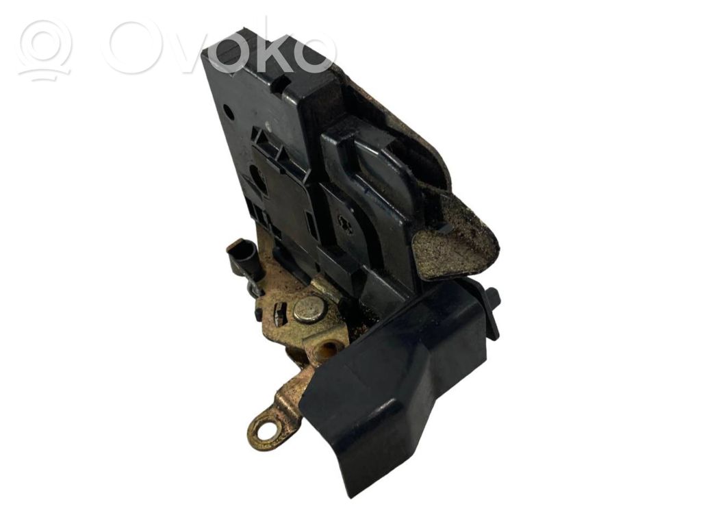 Aizmugurē slēdzene