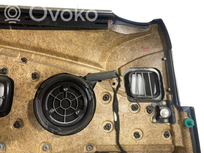 Priekšējo durvju apdare