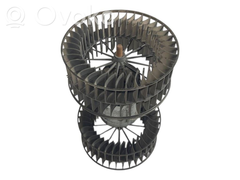 Mazā radiatora ventilators