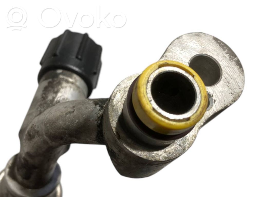 Gaisa kondicioniera caurulīte (-es) / šļūtene (-es)