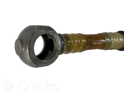 Caurule (-es) / šļūtene (-es)