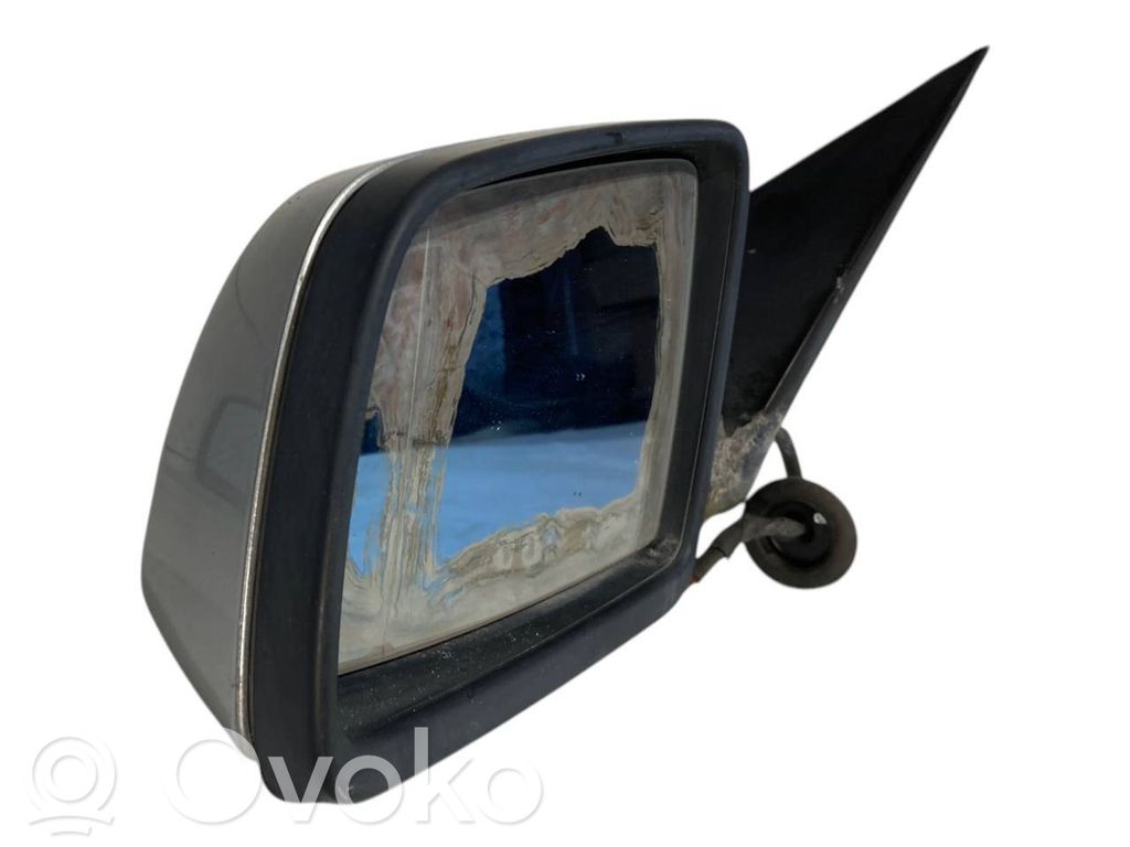 Spogulis (elektriski vadāms)