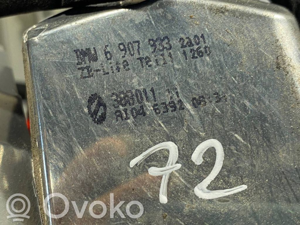 Aizmugurējais lukturis virsbūvē