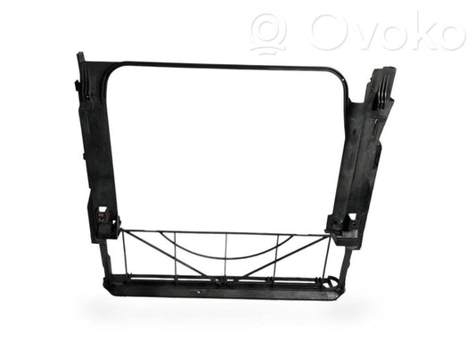 Radiator(s) holder/bracket