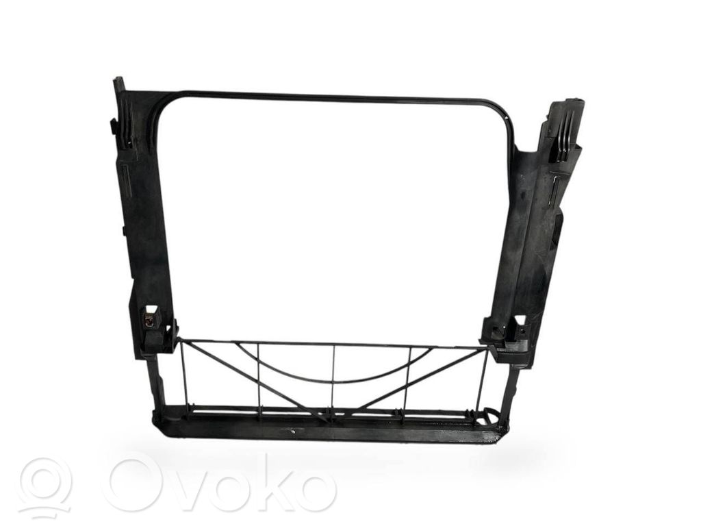 Radiator(s) holder/bracket