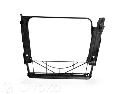 Radiator(s) holder/bracket