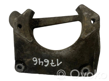 Dzinēja nostiprināšanas stiprinājums-kronšteins